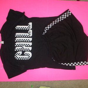 checker design outfit